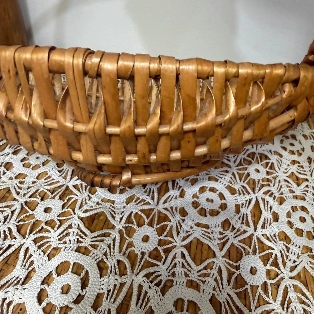 N/A handcrafted wicker